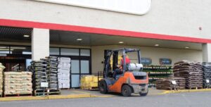 Employer Offering Forklift Operator Jobs in Canada