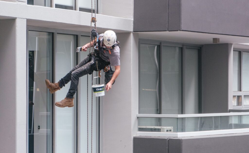 Trying Window Cleaner Jobs in the UAE